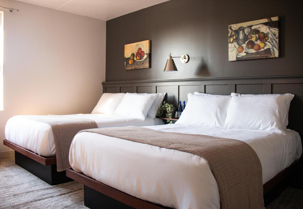 Meeting House Boutique Hotel Falls Church Bagian luar foto