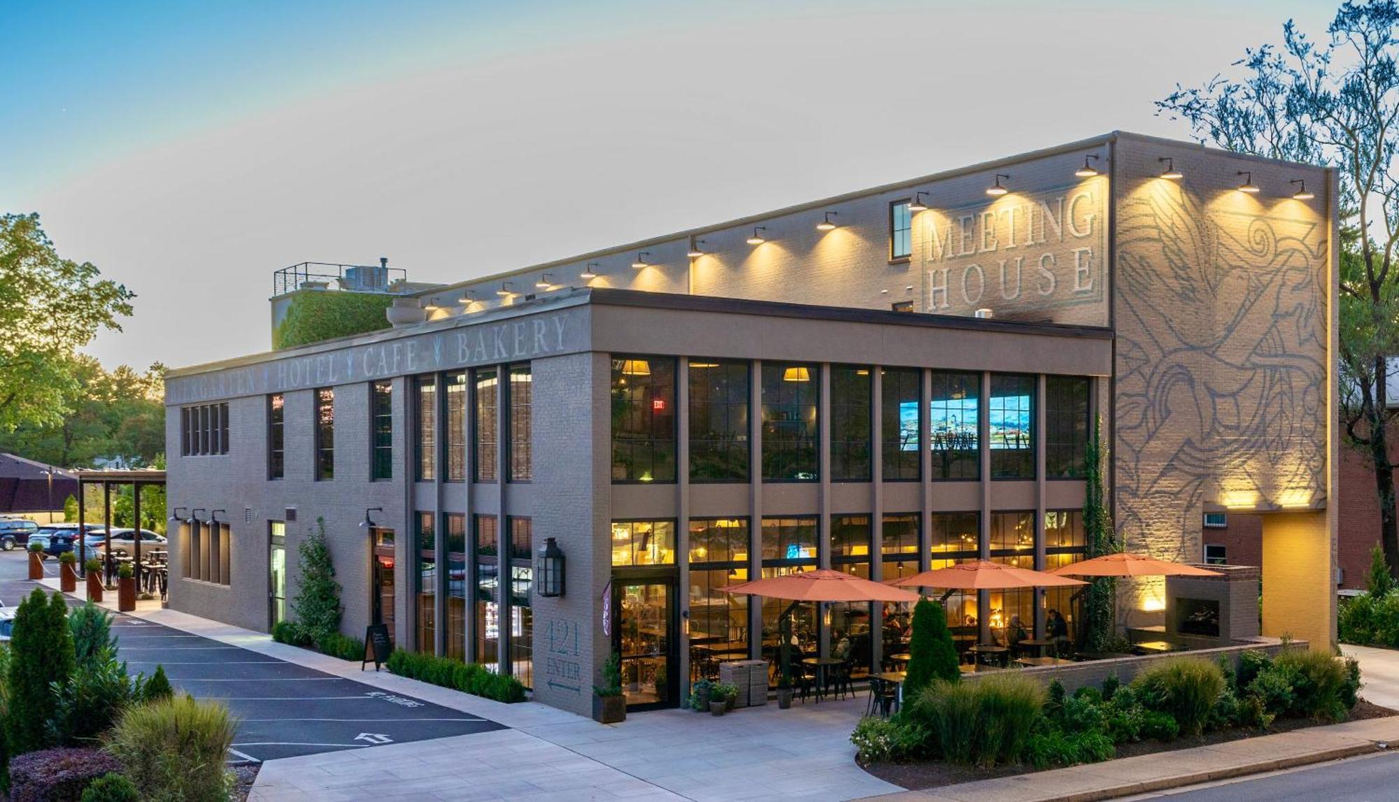 Meeting House Boutique Hotel Falls Church Bagian luar foto